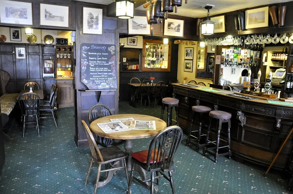 Ring O'Bells_Chagford_slider_image_3