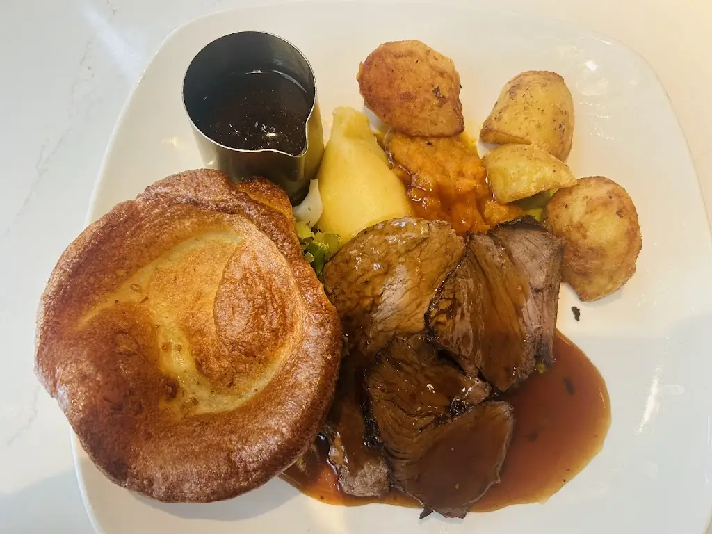 Janna Magramm_Albert's Standish_Appley Bridge_recensione