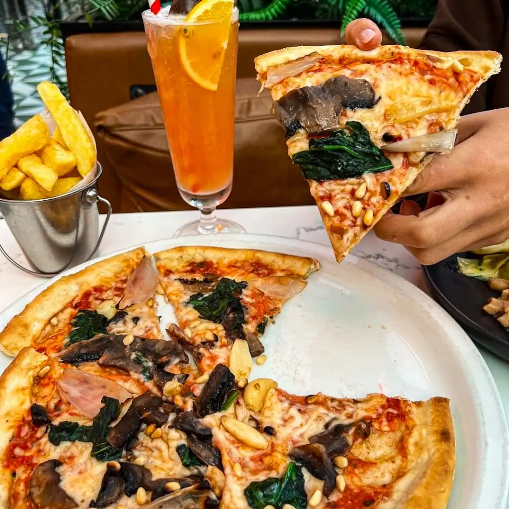 Albert's Standish_Appley Bridge_slider_image_3