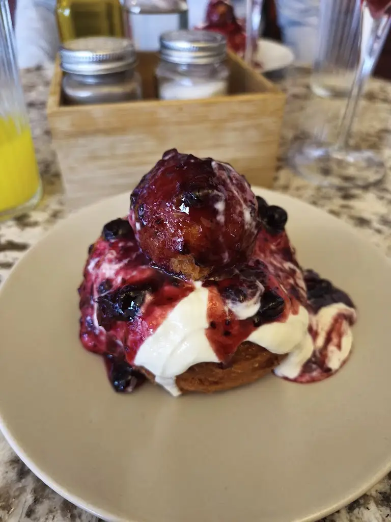 Valeria Williams_Restaurant Zani_Chadwell St Mary_review