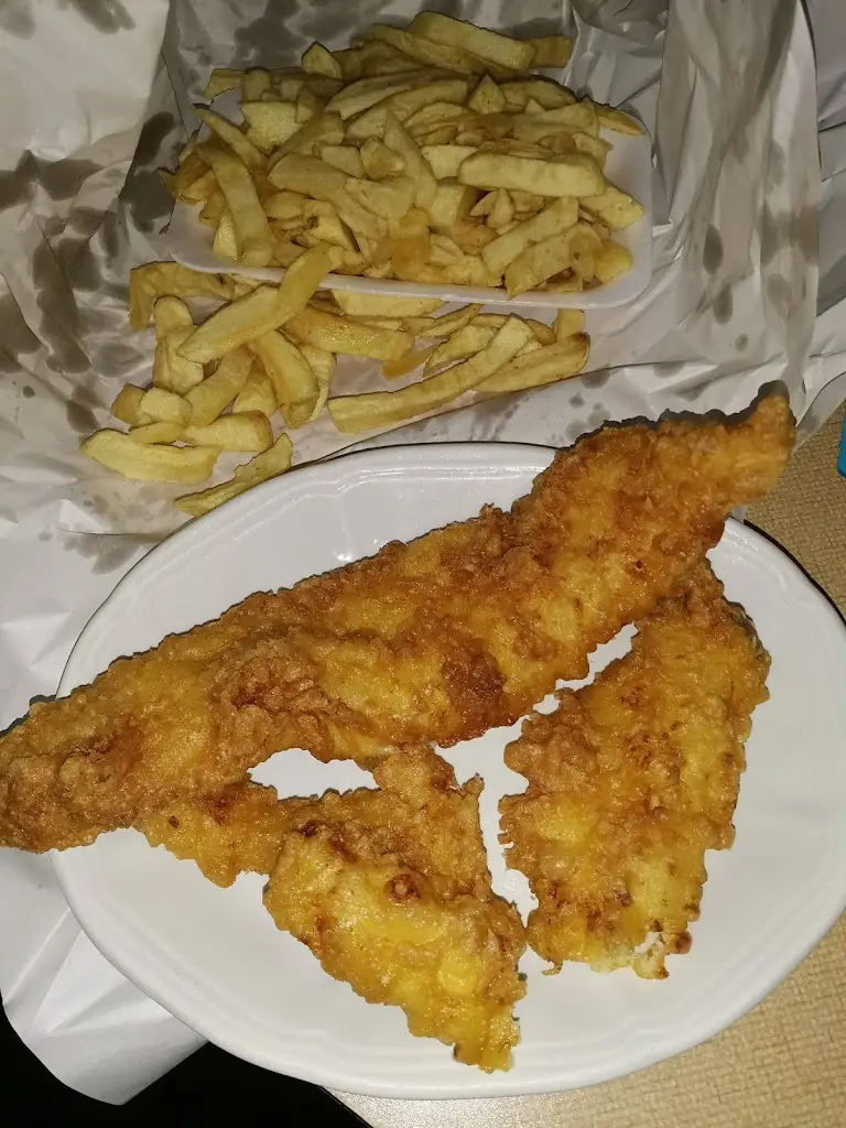 Menu_Essex Fish Bar _Chadwell St Mary_image_3