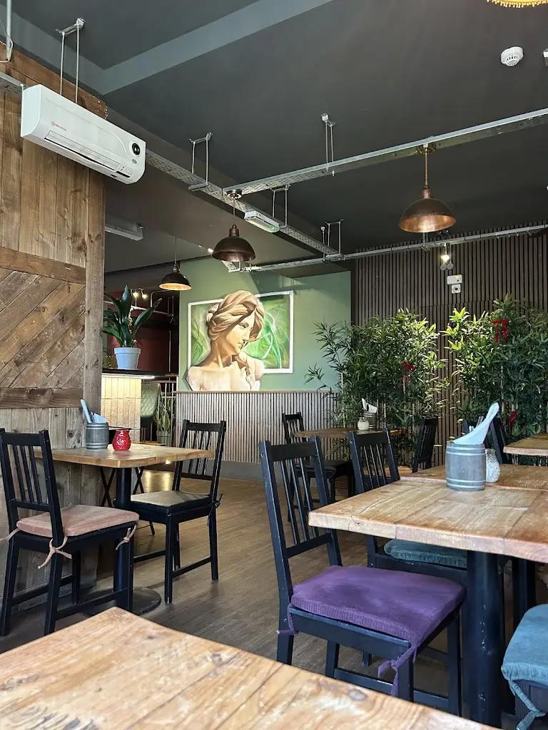 MYTHOS Chapel Allerton_Chapel Allerton_slider_image_3