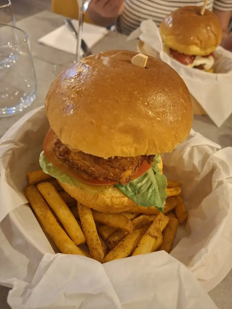 The Giddy Goose Restaurant & Wine Bar_Castleside_slider_image_3