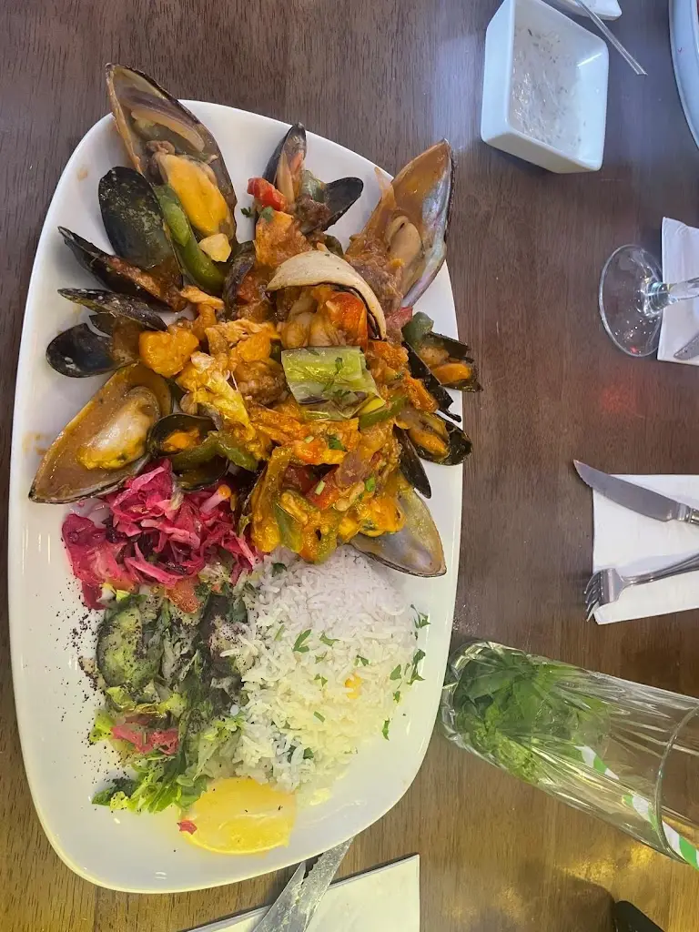 Abul Foiz_Lara Restaurant_Anstey_recensione