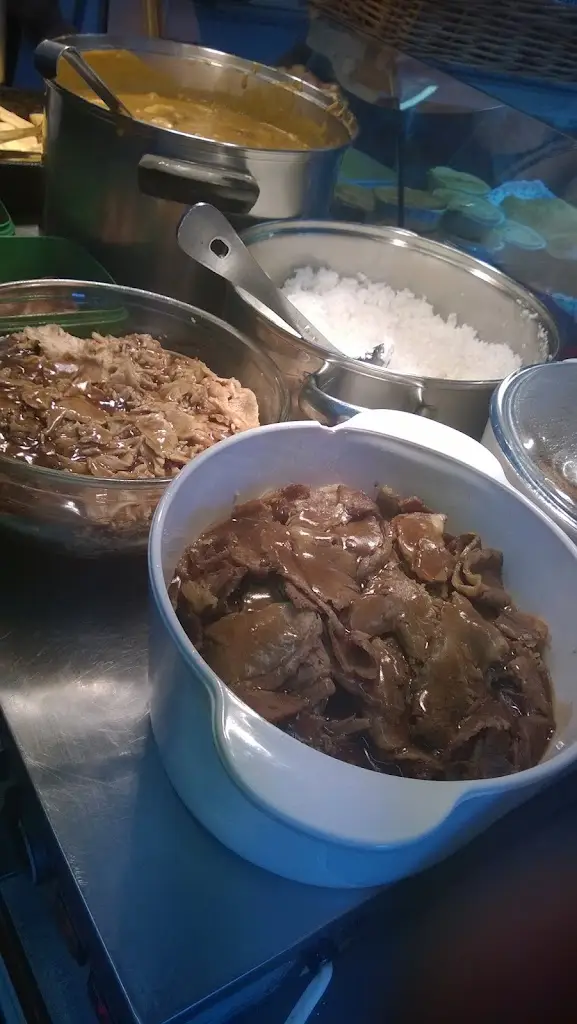 Gypsy's Kitchen_Castleside_slider_image_2