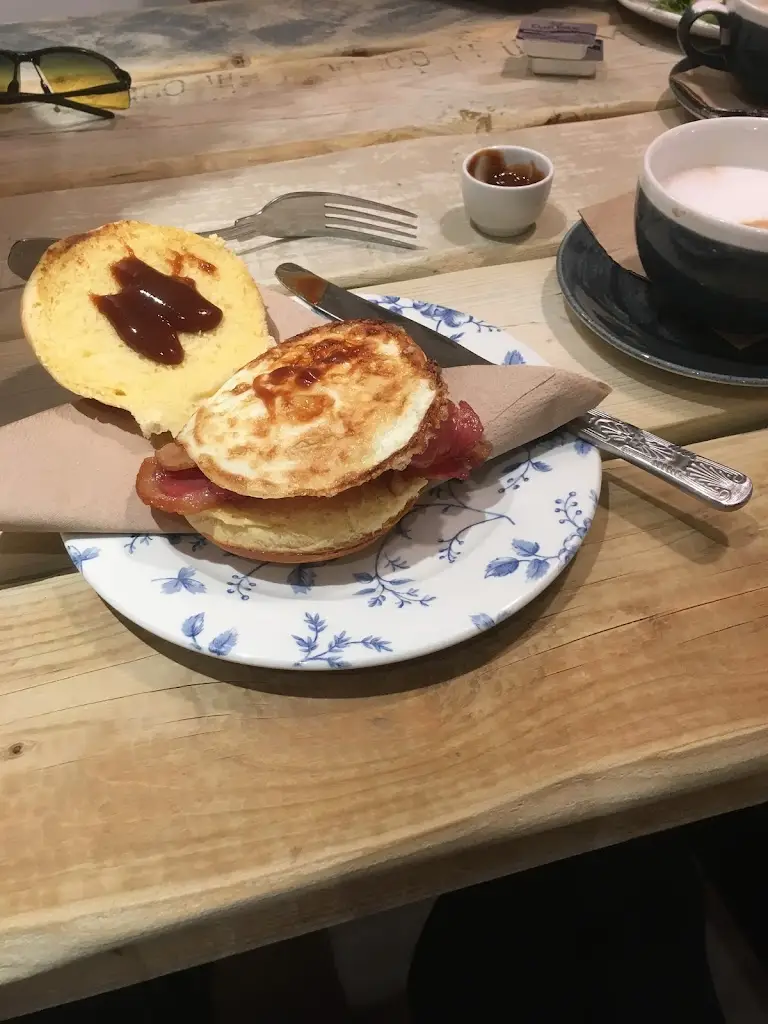 Menu_Granny B's_Castleside_image_4