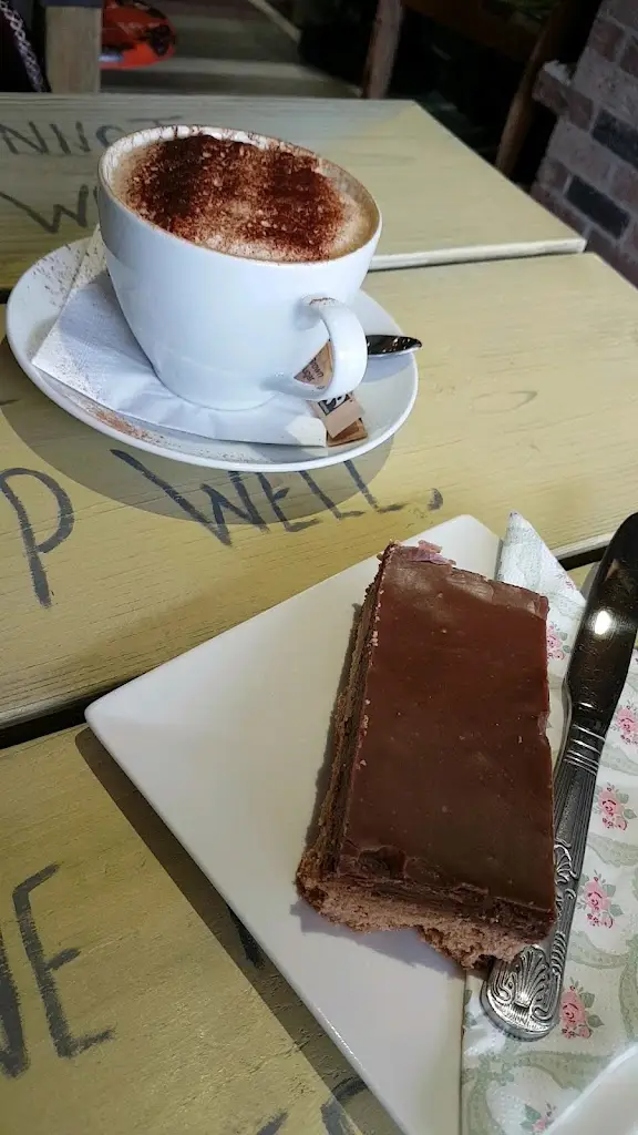 Menu_Granny B's_Castleside_image_6