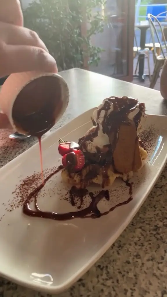 La Piazza Restaurant_Chapel Saint Leonards_slider_image_2