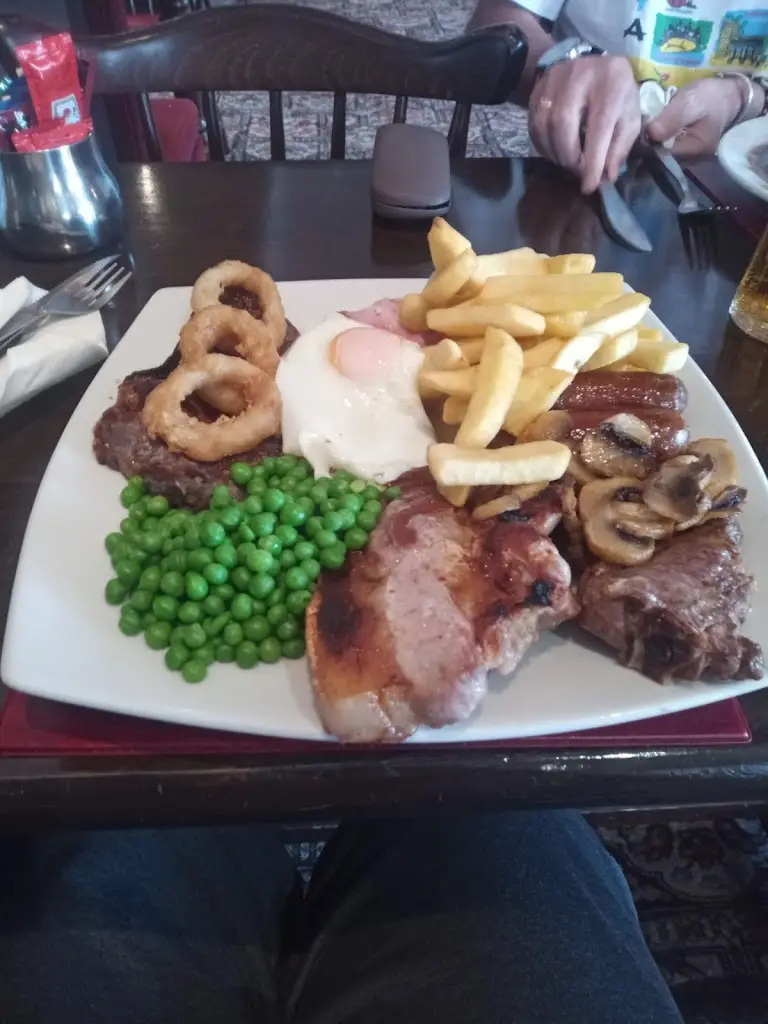 Menu_Trafalga Inn_Chapel Saint Leonards_image_6