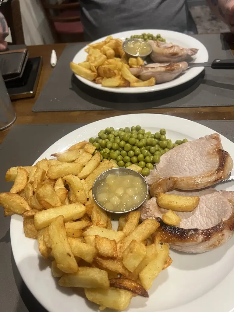 Trafalga Inn_Chapel Saint Leonards_slider_image_2