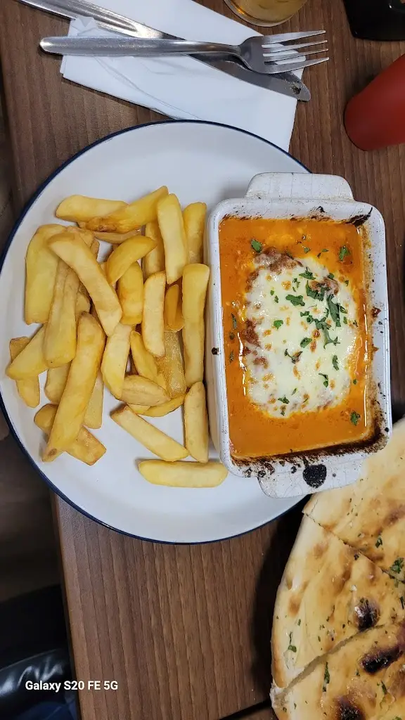 richard issitt_Trunch Cafe & Restaurant_Chapel Saint Leonards_recensione