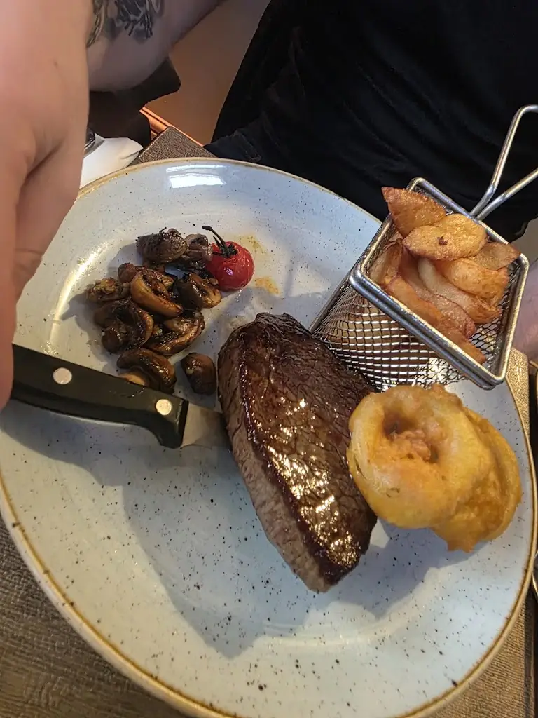 The Heifer_Catterick_slider_image_3