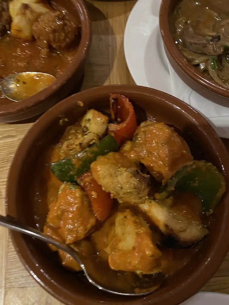 Menu_Casa Lola_Caterham_image_5