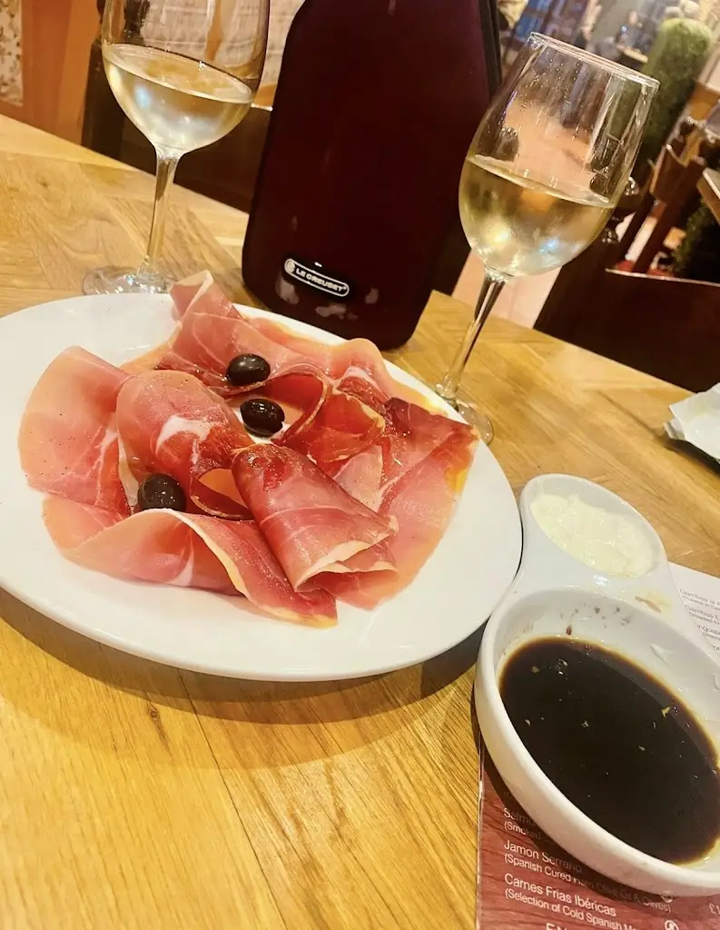 Chris Humphryes_Casa Lola_Caterham_review