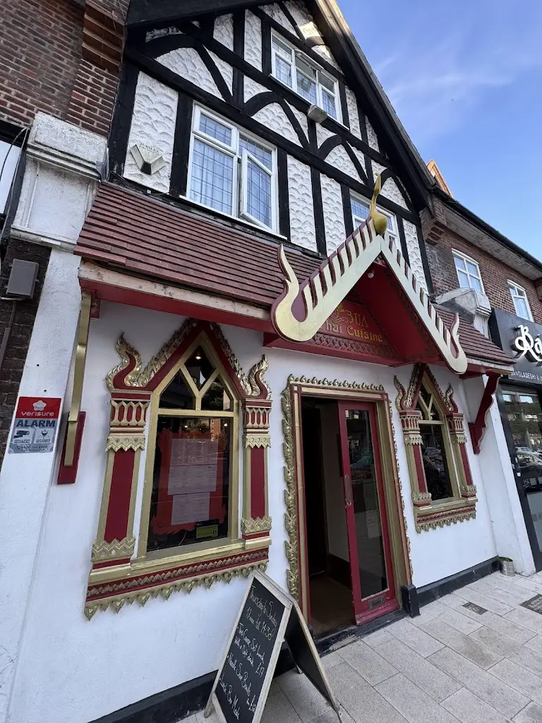 Chris Gledhill_Bua Thai Caterham Restaurant_Caterham_review
