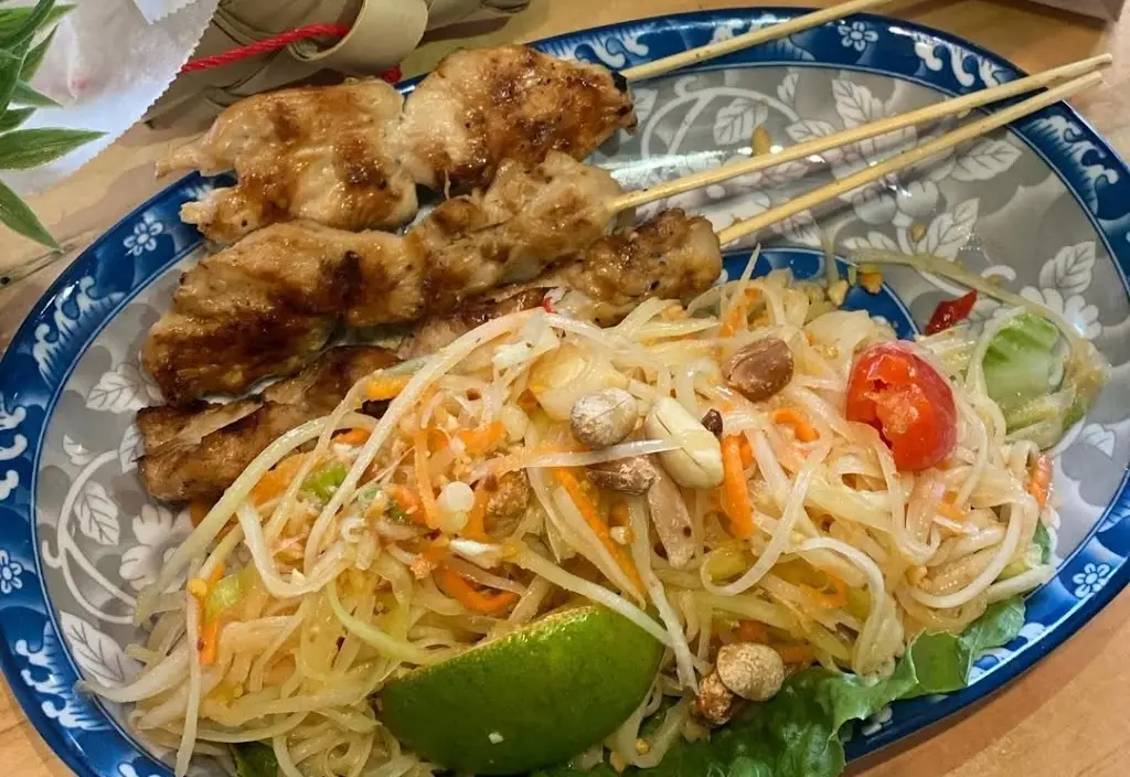 Bua Thai Caterham Restaurant_Caterham_slider_image_3