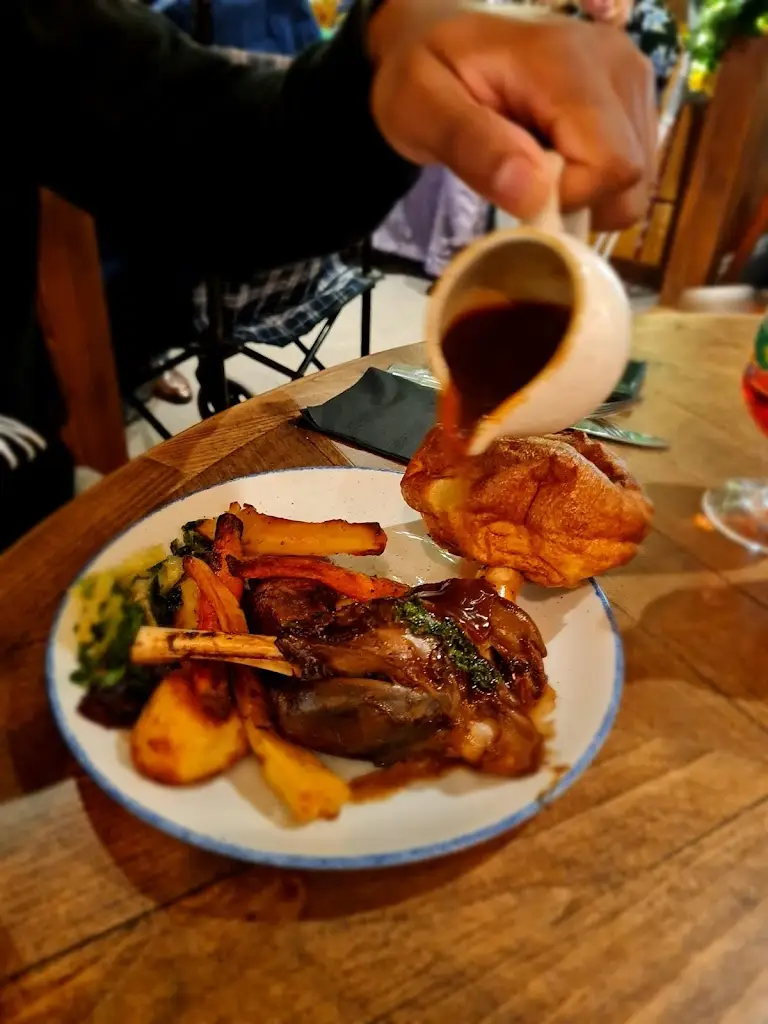 Menu_Boundary on The Green_Caterham_image_7