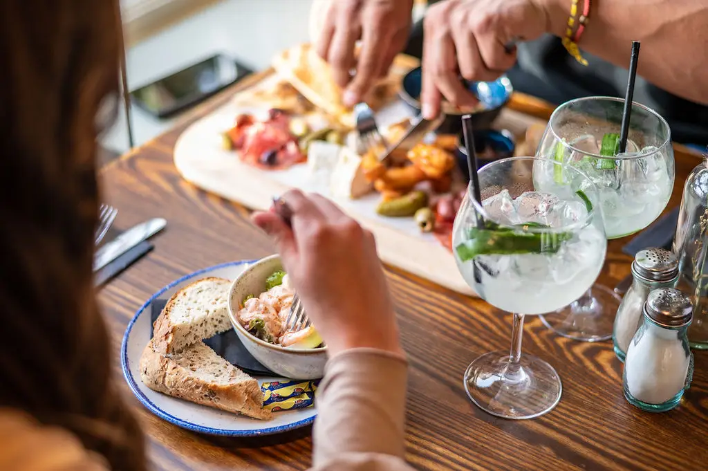 Boundary on The Green_Caterham_slider_image_2