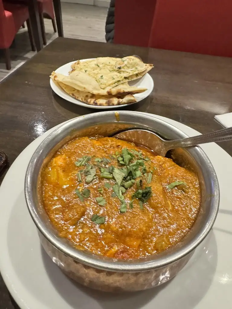 Bartosz Linski_The Little Club Bar & Grill_Anstey_review