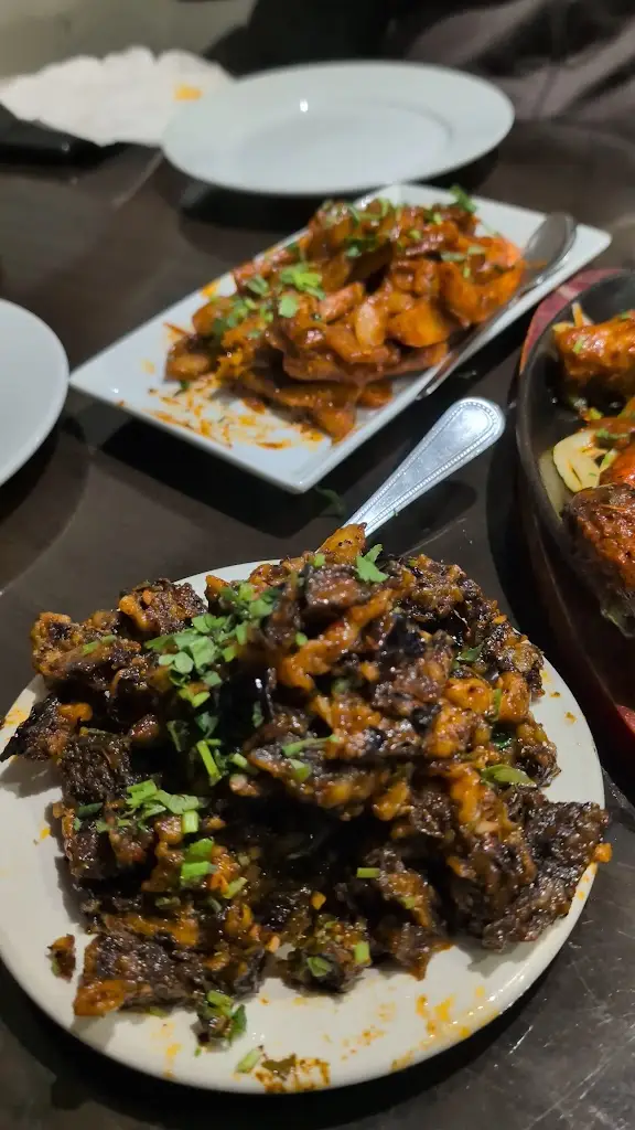 The Little Club Bar & Grill_Anstey_slider_image_2