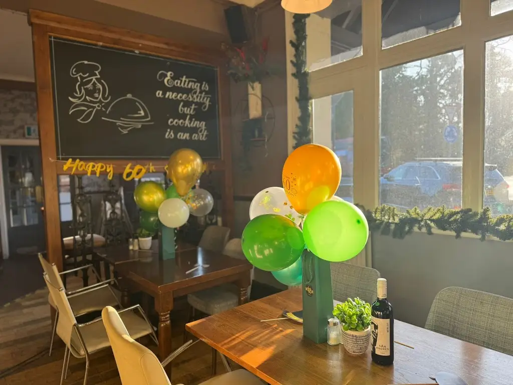 Karla Duenas Gonzalez_The Caterham Arms_Caterham_review