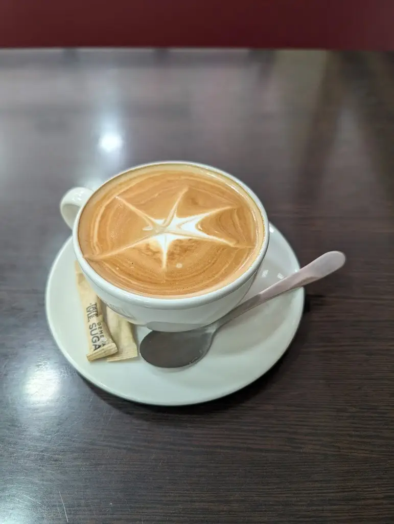 Pop Inn Cafe_Caterham_slider_image_3