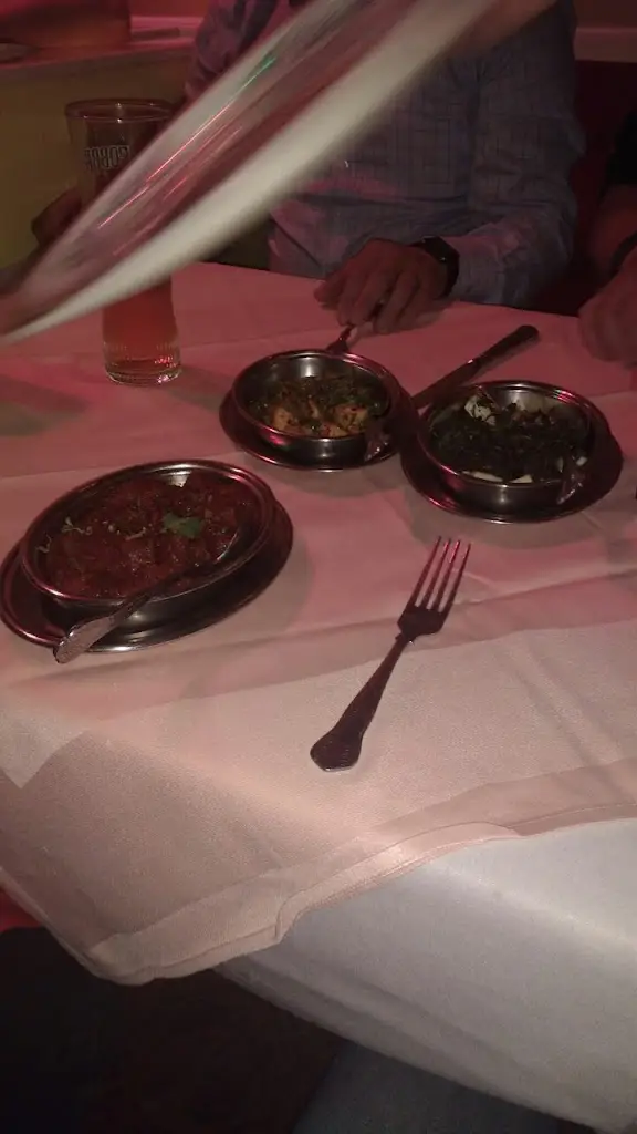 Menu_Raja Tandoori_Caterham_image_8