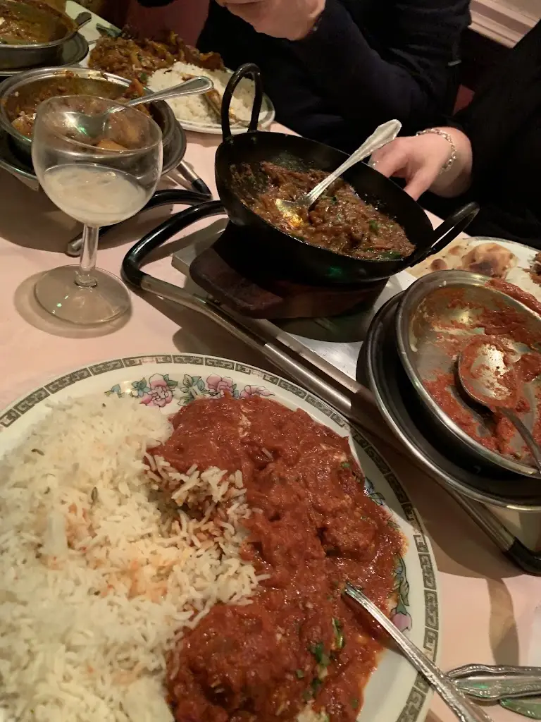 Menu_Rajduth Tandoori Indian Restaurant_Caterham_image_5