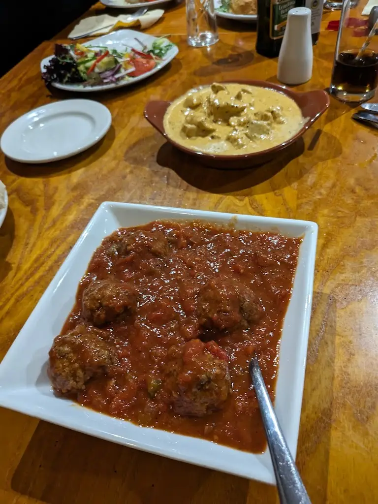 Rems Cafe Bar & Restaurant_Chapel en le Frith_slider_image_3