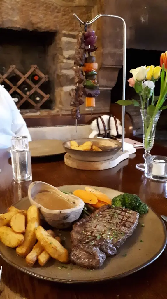 Menu_The Royal Bar & Grill_Chapel en le Frith_image_9