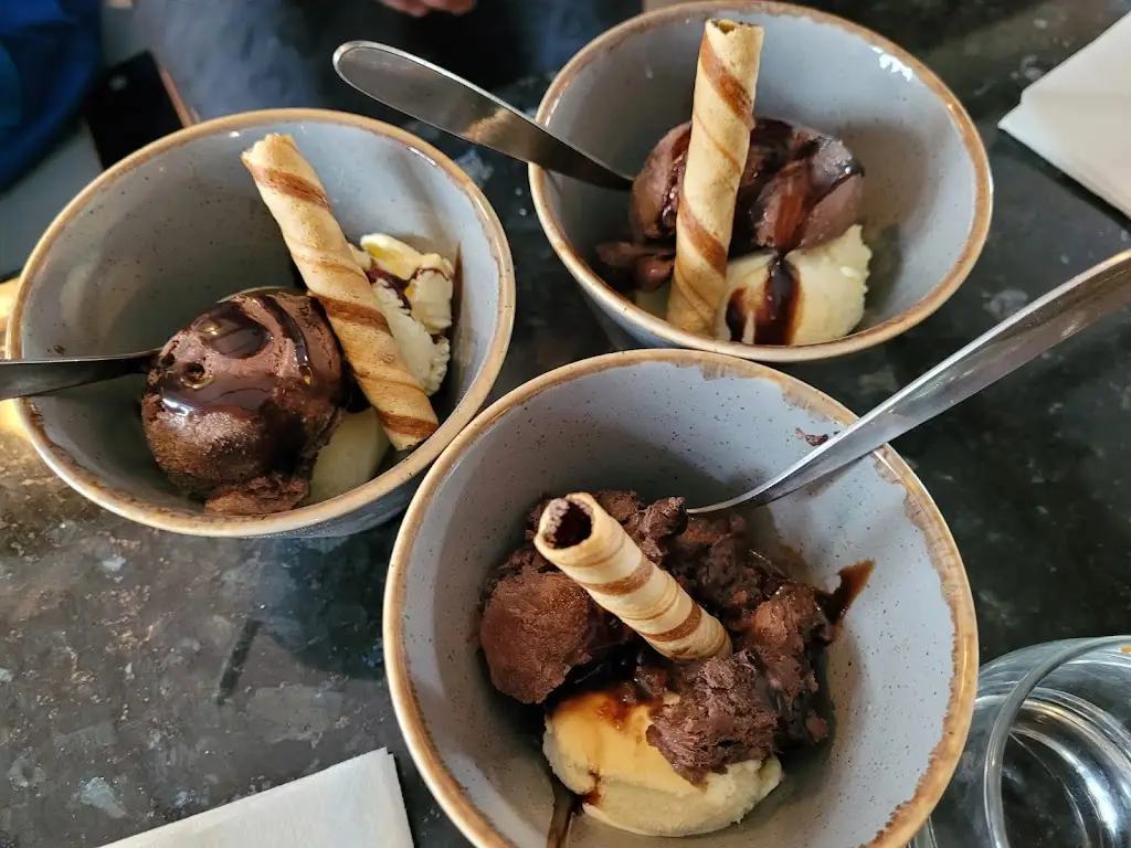 Thomas Hon_The Royal Bar & Grill_Chapel en le Frith_review