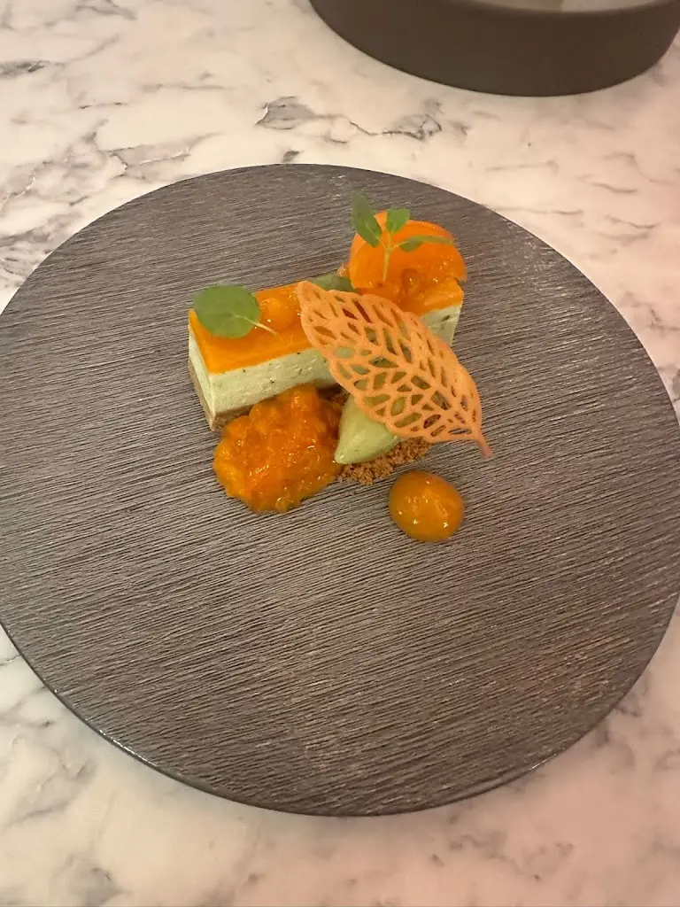 Harry Willson_Deacons Bank_Chapel en le Frith_reseña