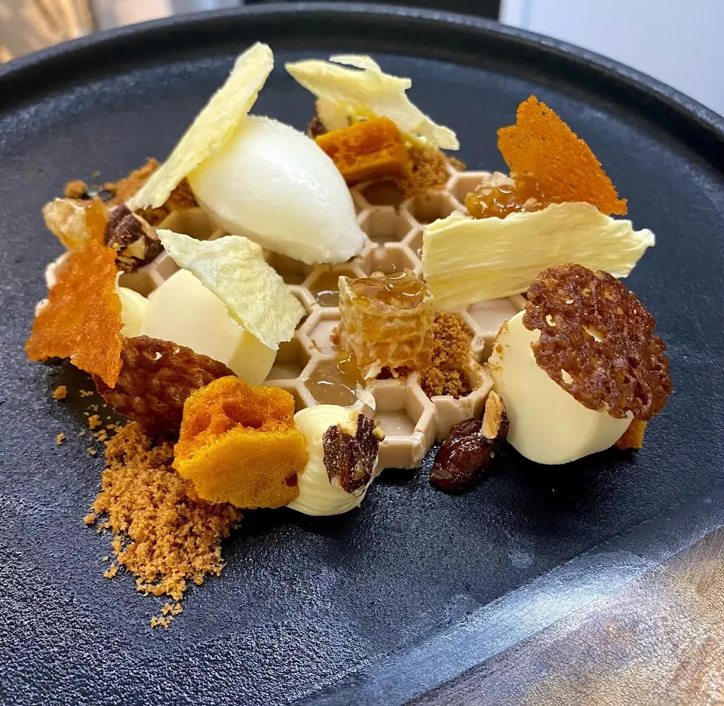 Deacons Bank_Chapel en le Frith_slider_image_3