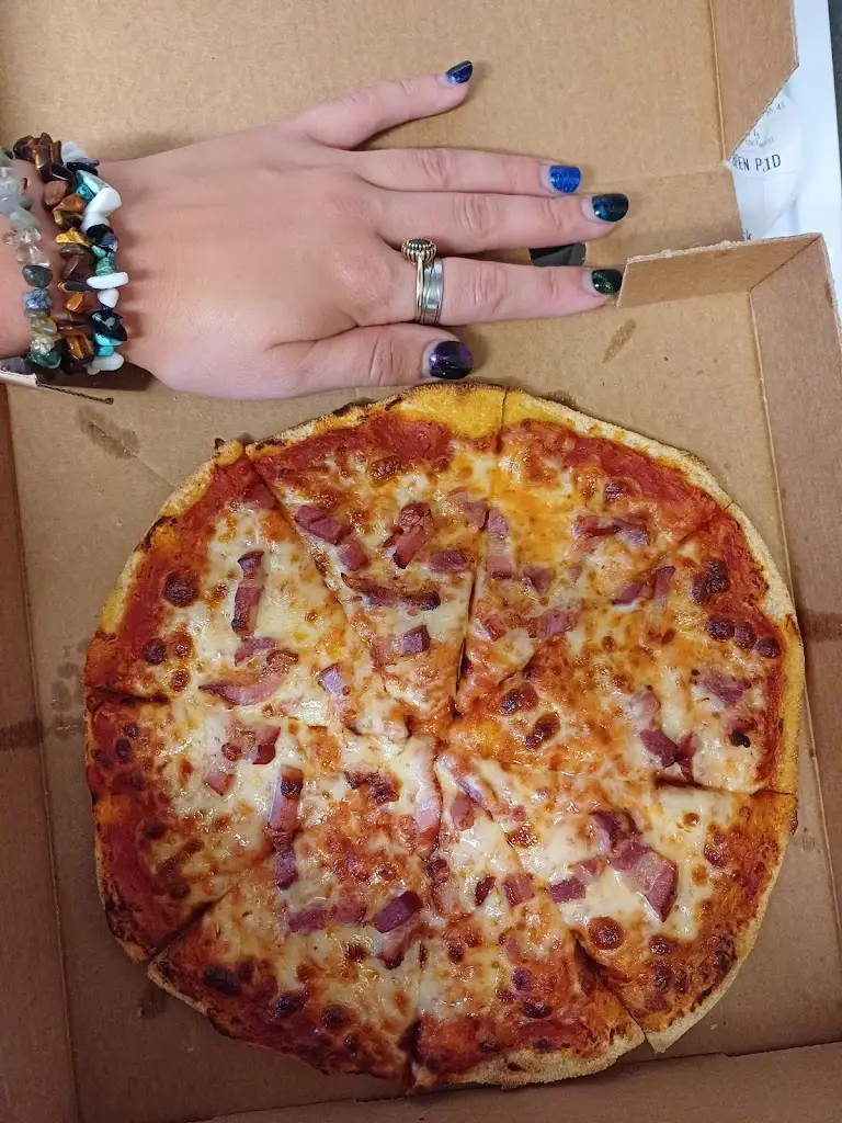 Sophie Perry_QUÉBUENO!_Chard_review