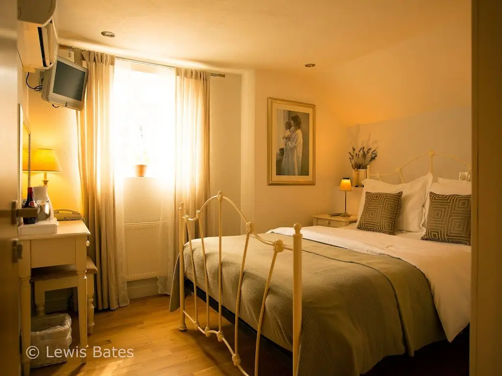 Bath House Hotel & Restaurant_Chard_slider_image_2