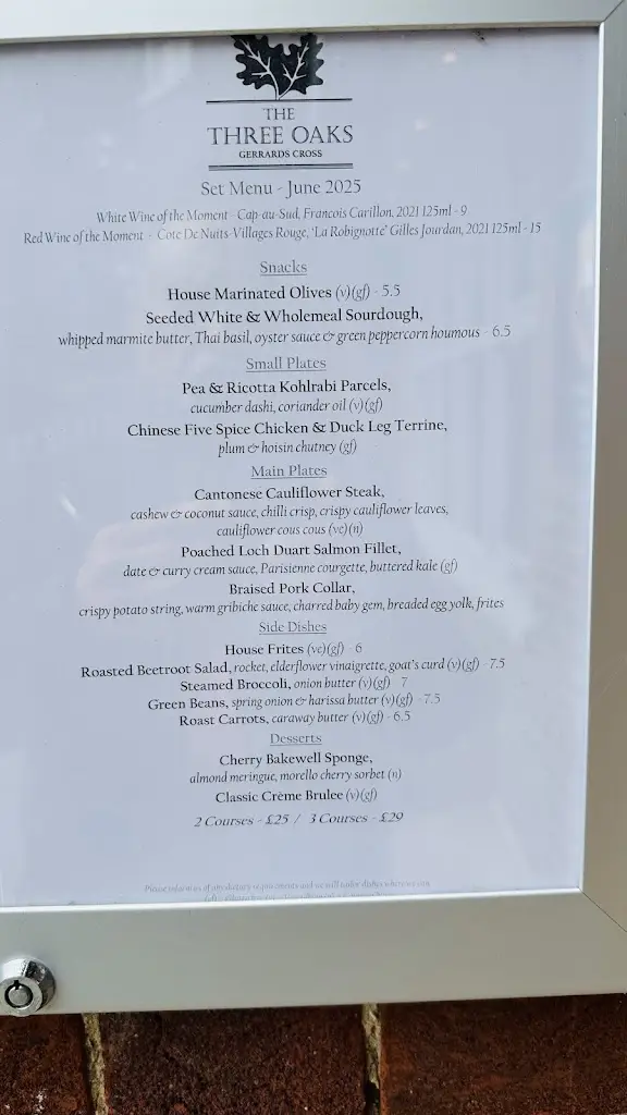 Menu_The Three Oaks_Chalfont Saint Peter_image_2