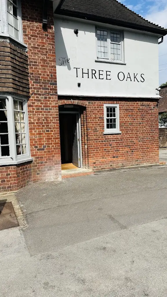 Vijay Patel_The Three Oaks_Chalfont Saint Peter_review
