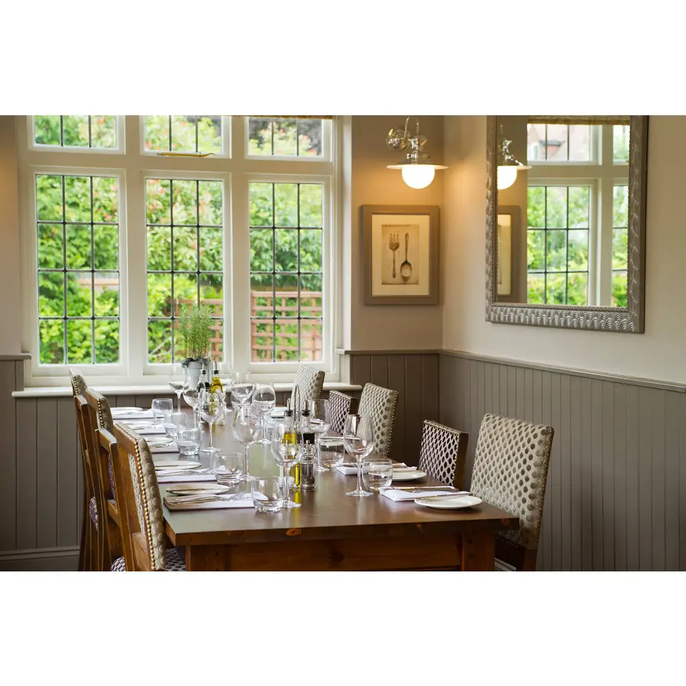 The Three Oaks_Chalfont Saint Peter_slider_image_1