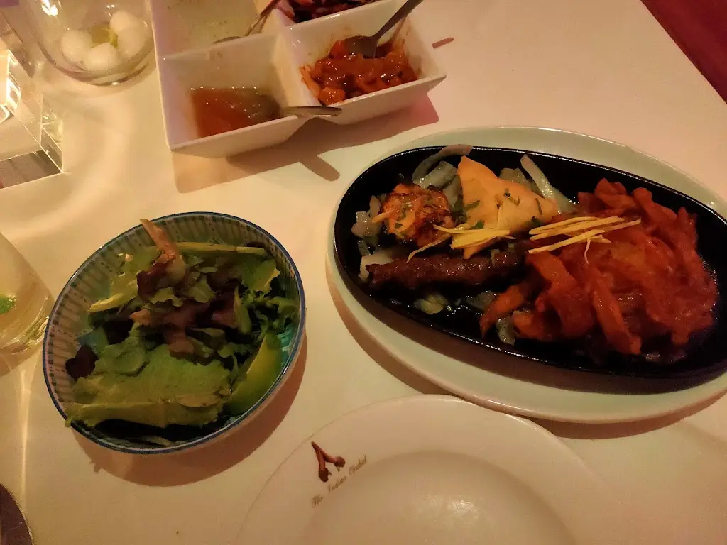 Daniel Coker_Saffron Lounge Former Spice Restaurant_Chalfont Saint Peter_review