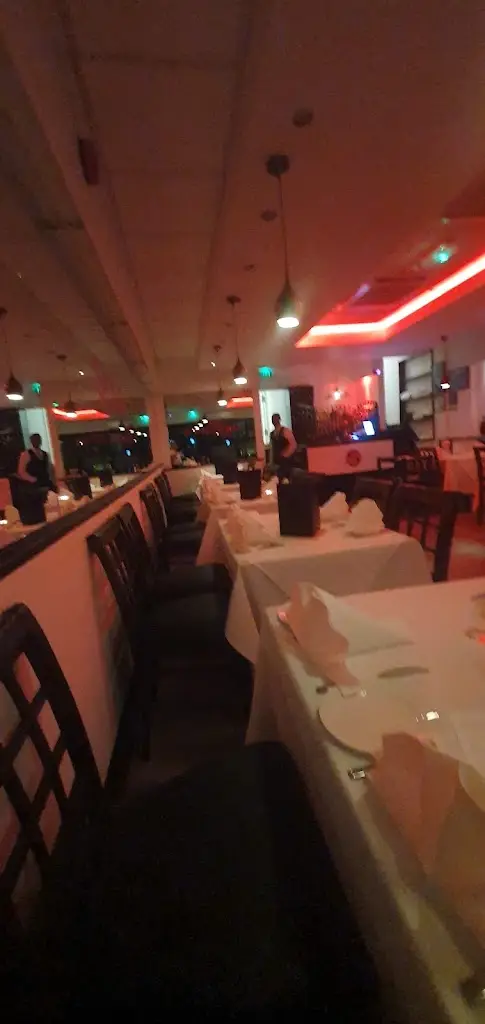 David Laing_Saffron Lounge Former Spice Restaurant_Chalfont Saint Peter_review