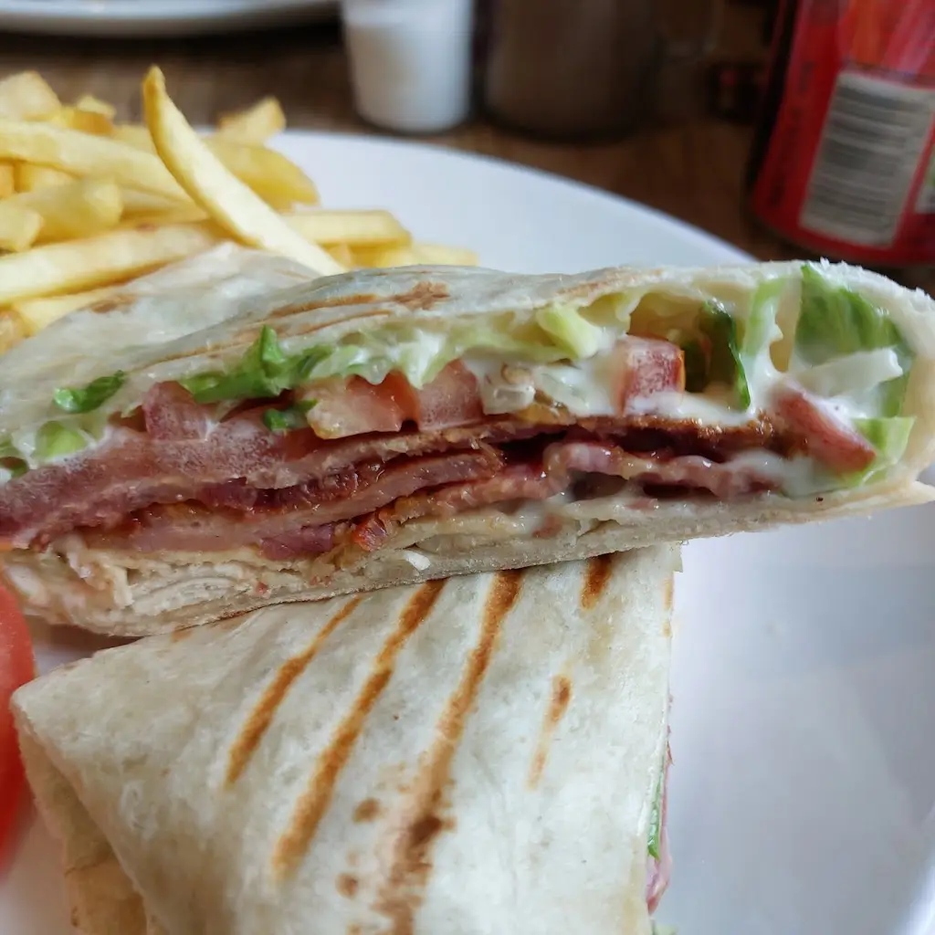 Vijay K_Madeira Restaurant_Chalfont Saint Peter_review