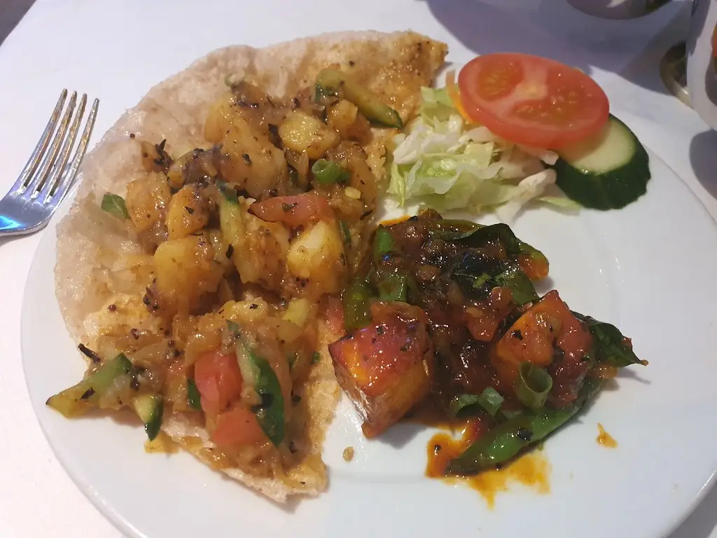 Delhi Spice_Chalfont Saint Peter_slider_image_3