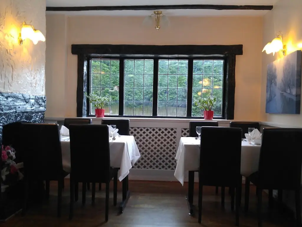 Miltons Indian Restaurant restaurant in Chalfont St Giles