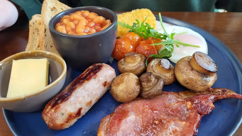 Menu_Vintage Birdcage Cakery on the Bridge_Charfield_image_5