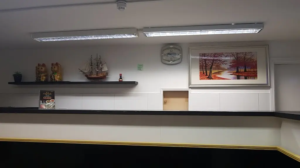 Chopsticks Chinese Takeaway_Charfield_slider_image_2