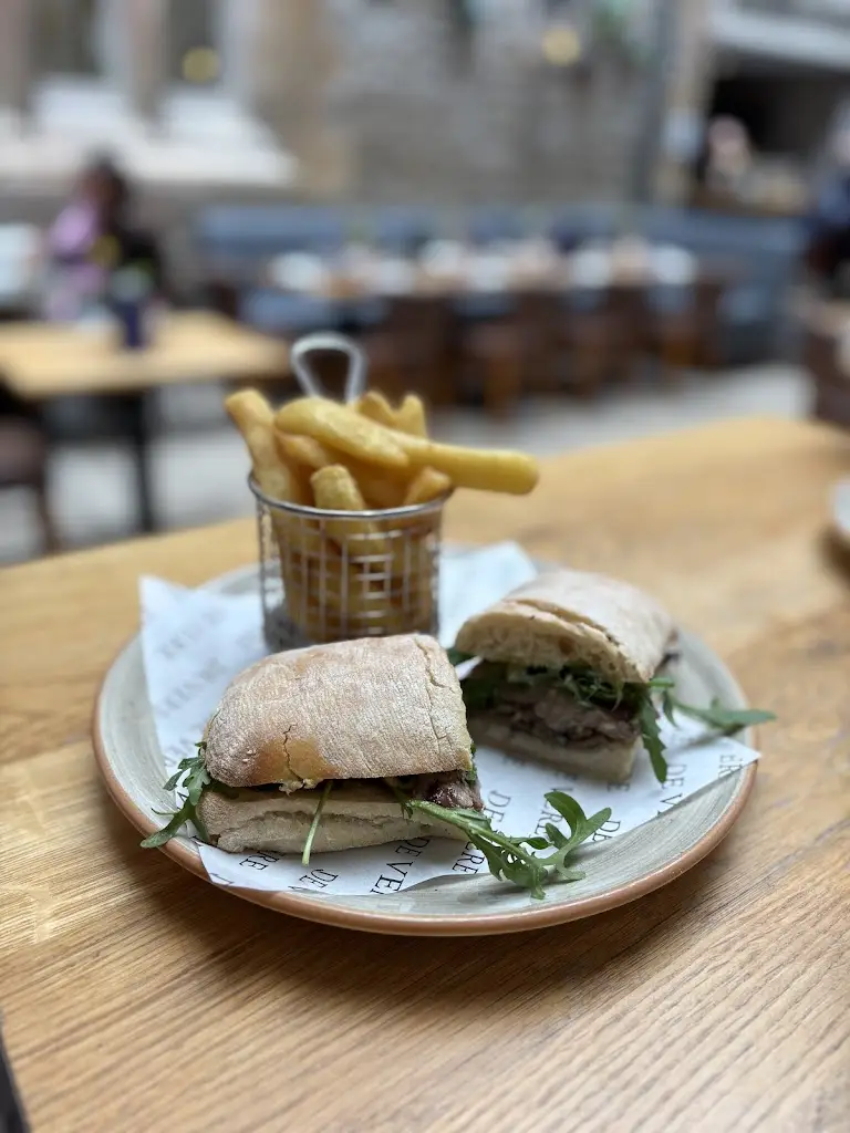 James Swanson_De Vere Tortworth Estate Restaurant_Charfield_review