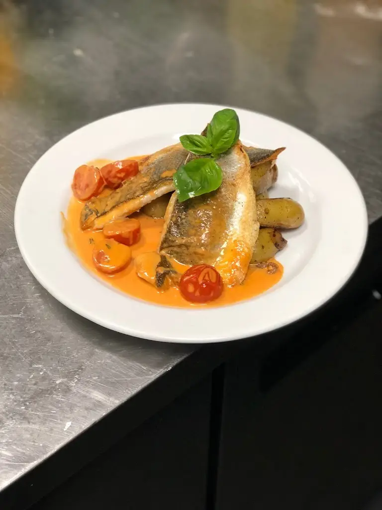 Menu_Della Casa_Charfield_image_9