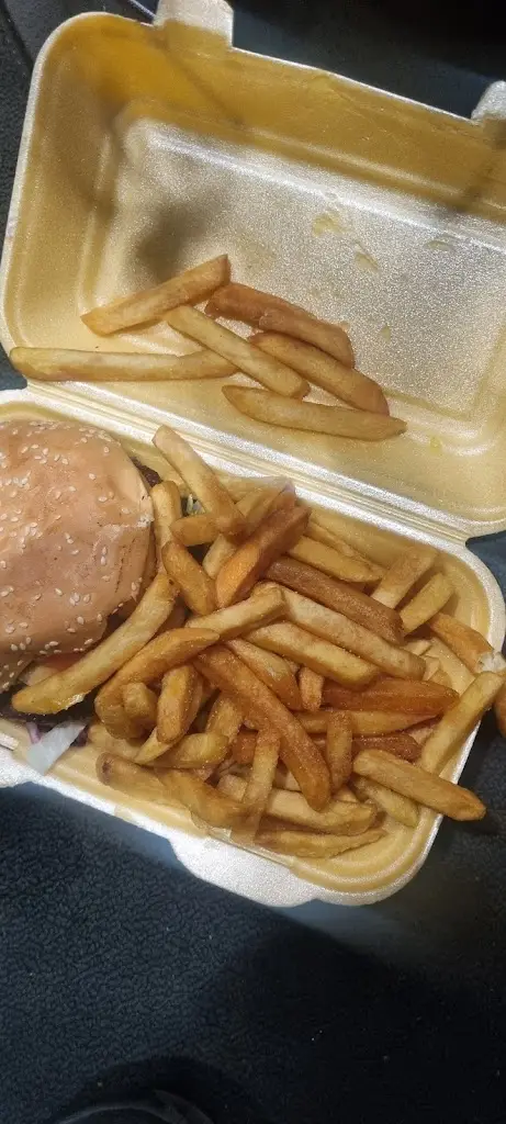 Dawid Dawid_Marcos Takeaway_Charfield_review