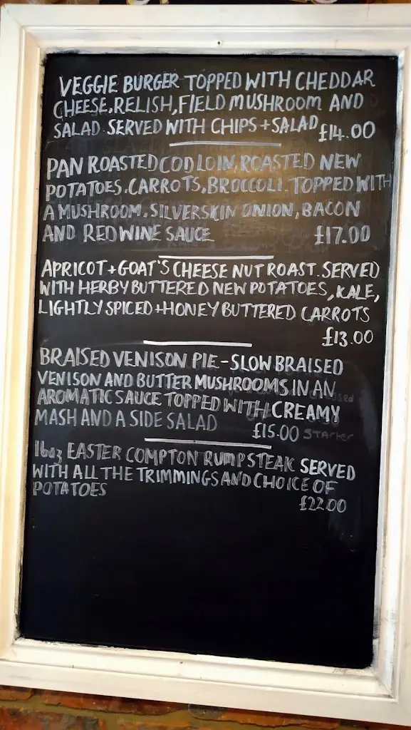 Menu_The Huntsman_Charfield_image_1