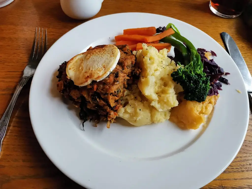 Menu_The Huntsman_Charfield_image_8